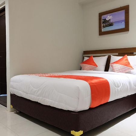 Super Oyo 2756 Anata Hotel Macáçar Exterior foto